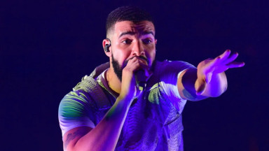 Drake Asks News Helicopters to Stop Flying Over His Toronto Mansion: ‘I Won’t Lie I’m Trying to Sleep’